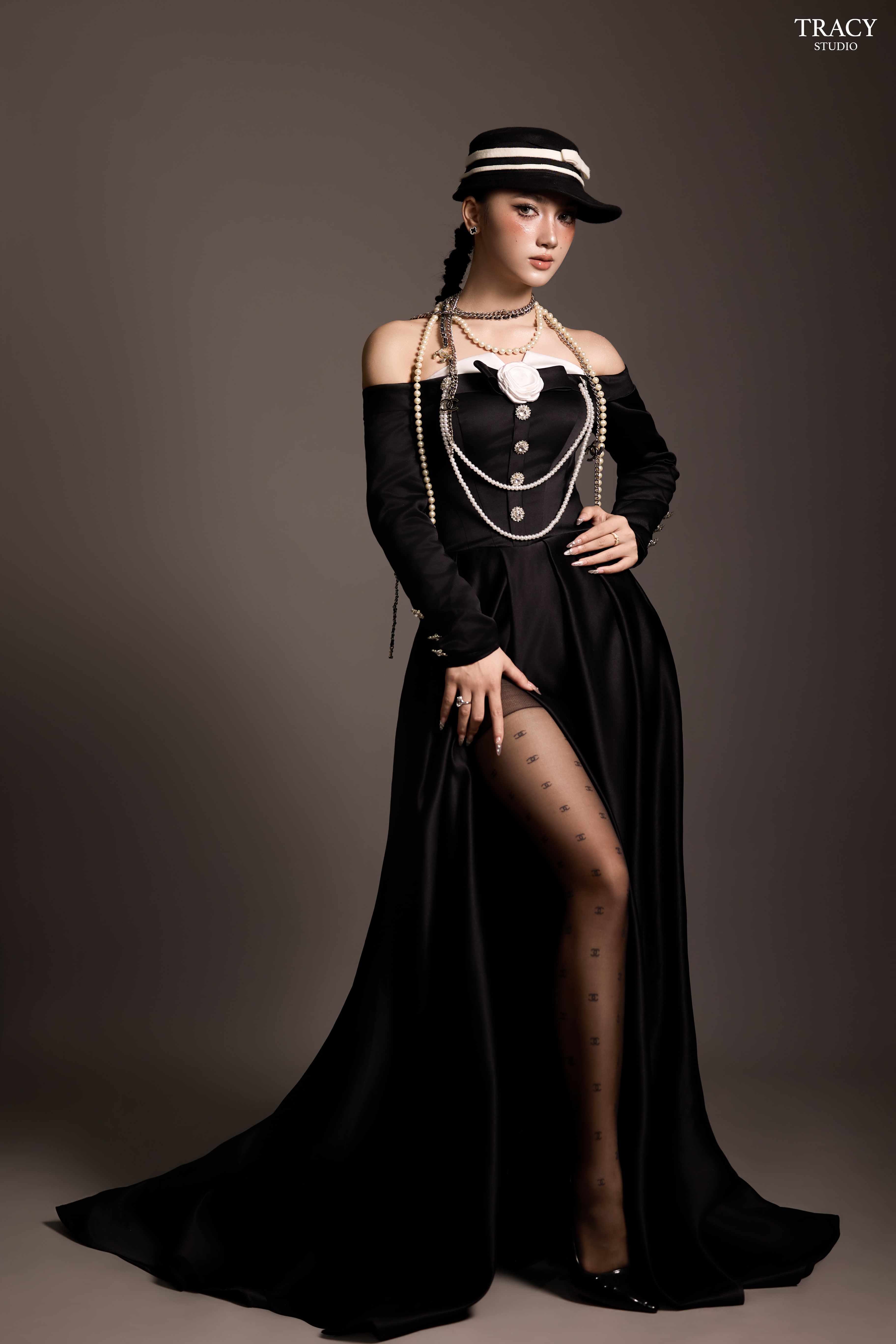 frontend/img/gallery/concept-cool-ngau-slay/tracy-studio-chup-concept-slay-tth (1).jpg